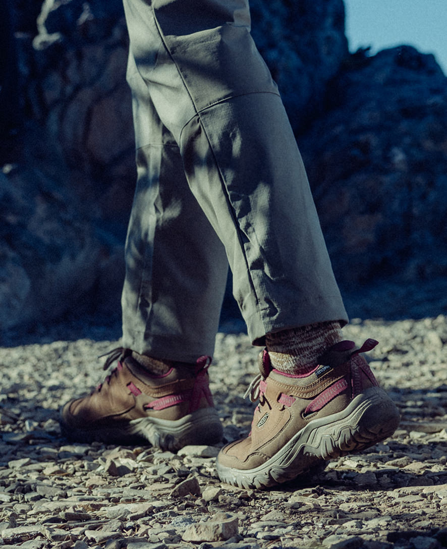 Women's Targhee IV Wide Waterproof Hiking Shoe Alloy/Granite Green | Kenn On Sale