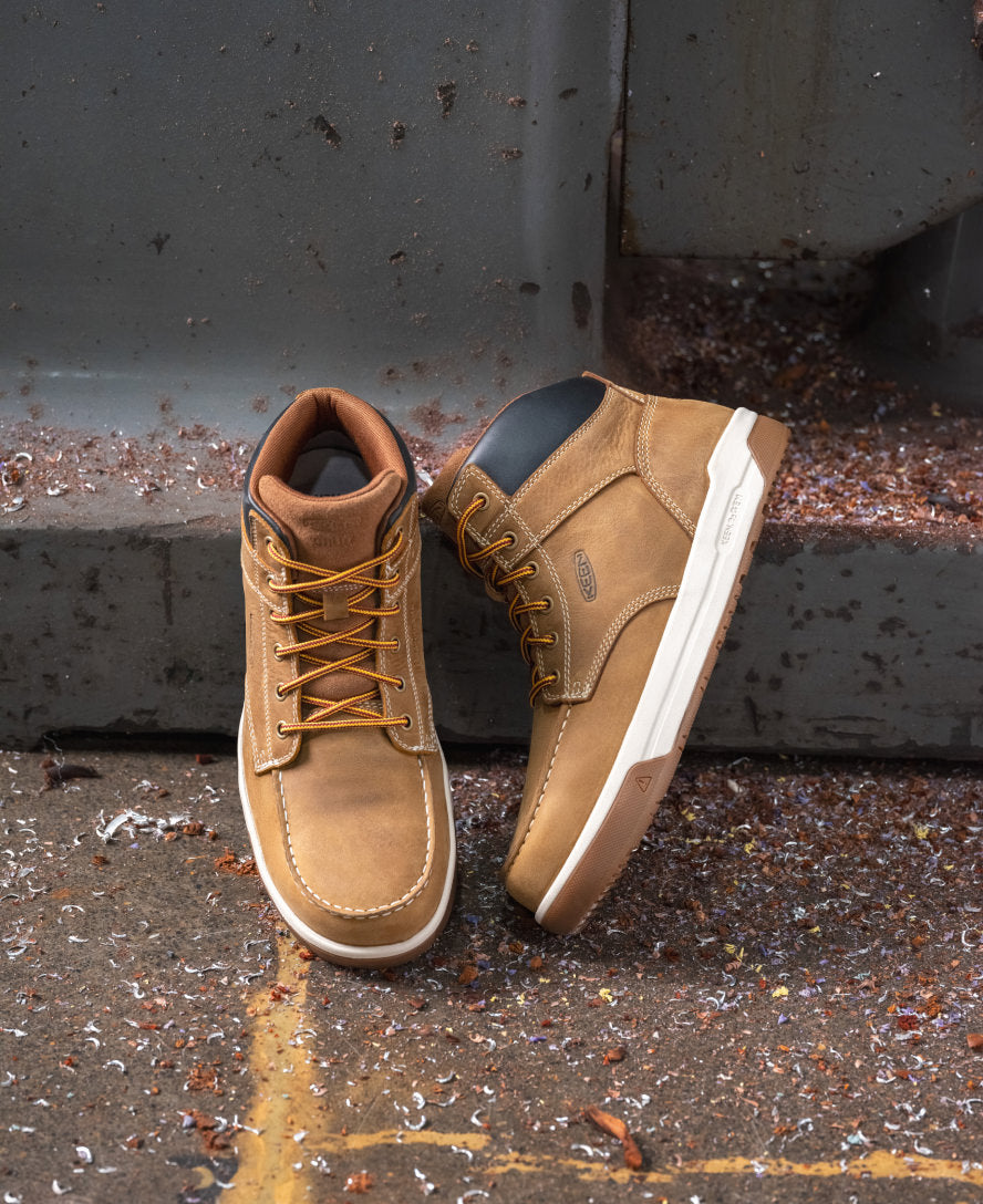 Men's Gibson Waterproof Work Boot (Carbon Toe) Cascade Brown/Gum | Keen Discount