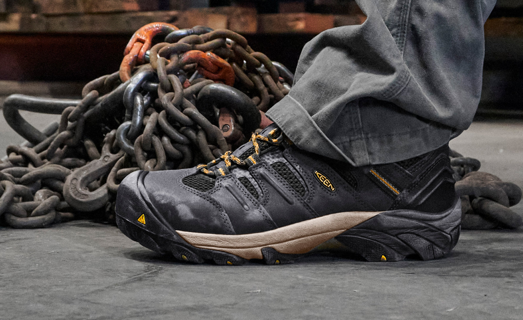Men's Lansing Mid Waterproof (Steel Toe) Raven/Tawny Olive | Keen Outlet