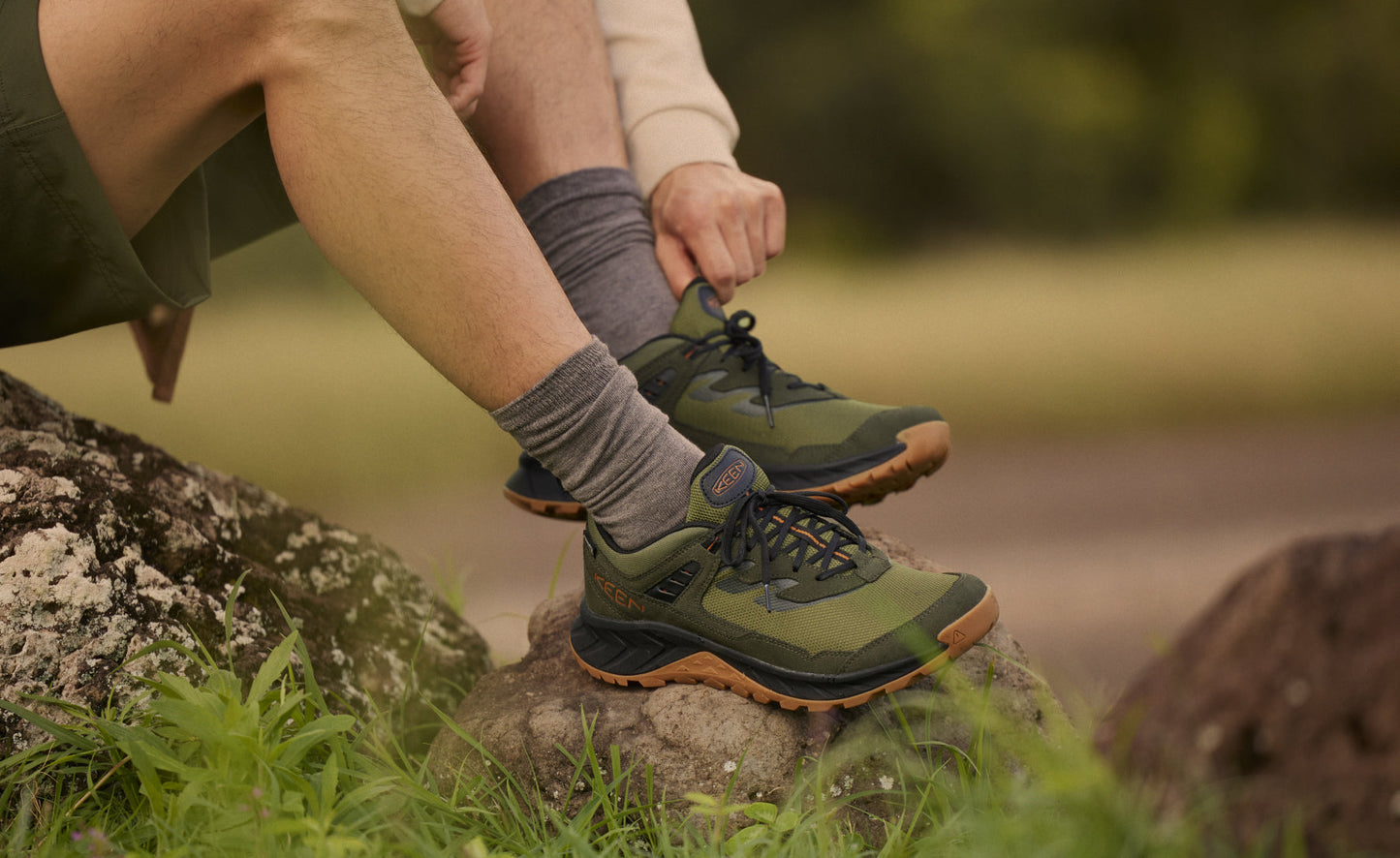 Men's Hightrail Waterproof Hiking Shoe Winter Moss/Gold Flame / Keen Online