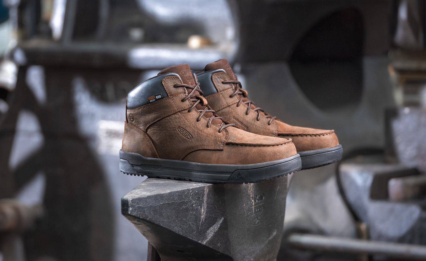 Men's Gibson ESD Boot (Carbon Toe) Cascade Brown/Black | Kenn On Sale