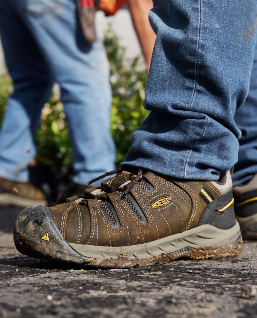 Men's Flint II (Soft Toe) Cascade Brown/Golden Rod / Keen Online