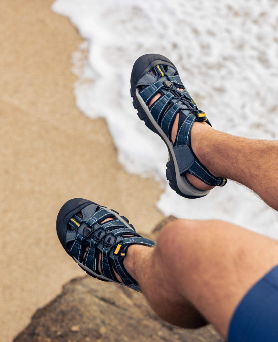 Men's Newport H2 Sandal Wide | Navy/Medium Grey | Keen Outlet
