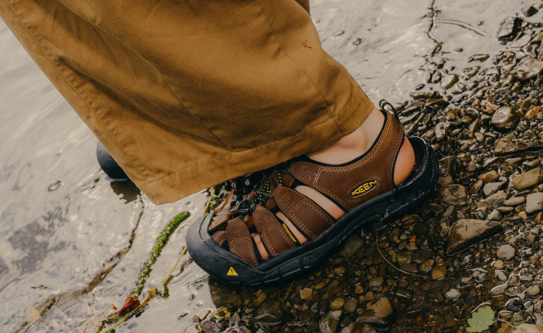 Men's Newport Leather Sandal Wide Bison / Keen Sale